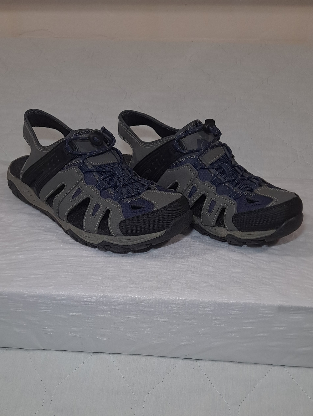 Men's Gray/Black/Blue Athletic Sandals - Synthetic Upper Size 11 Ozark Trail